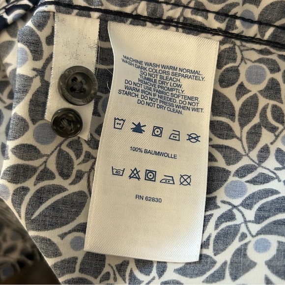 ❤️ Lands' End Women’s Navy and White Patterned Shirt 4 - Picture 5 of 8